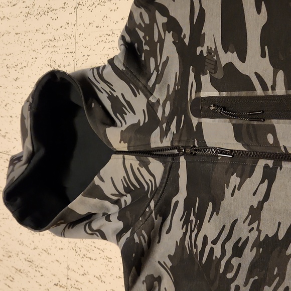 Nike Tech Camo Full Zip Sweater - Picture 4 of 8